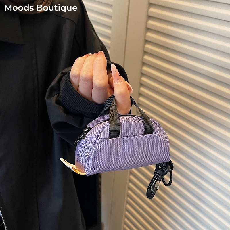 Mini Backpack Purse - กระเป๋าหูฟังมินิน่ารักสำหรับผู้หญิง กระเป๋าผ้าแคนวาสสีพื้น กระเป๋าสะพายหลังแบบมีห่วง กระเป๋าใส่ลิปสติกและเหรียญ พร้อมตะขอ น้ำหนักเบา