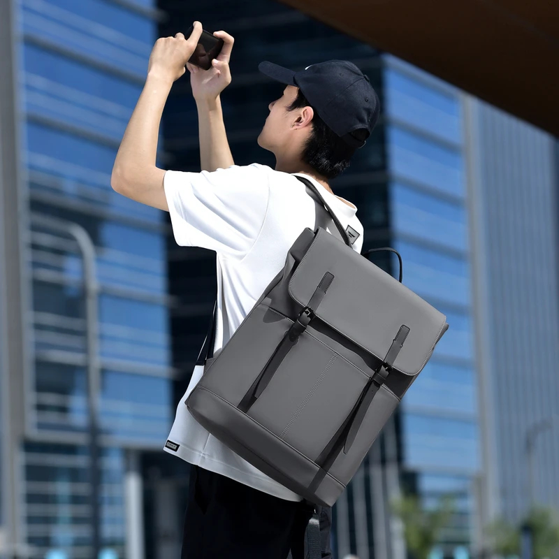 กระเป๋าเป้สะพายหลังผู้ชายรุ่นใ - Laptop Backpack 15.6 บทวิจารณ์และราคา